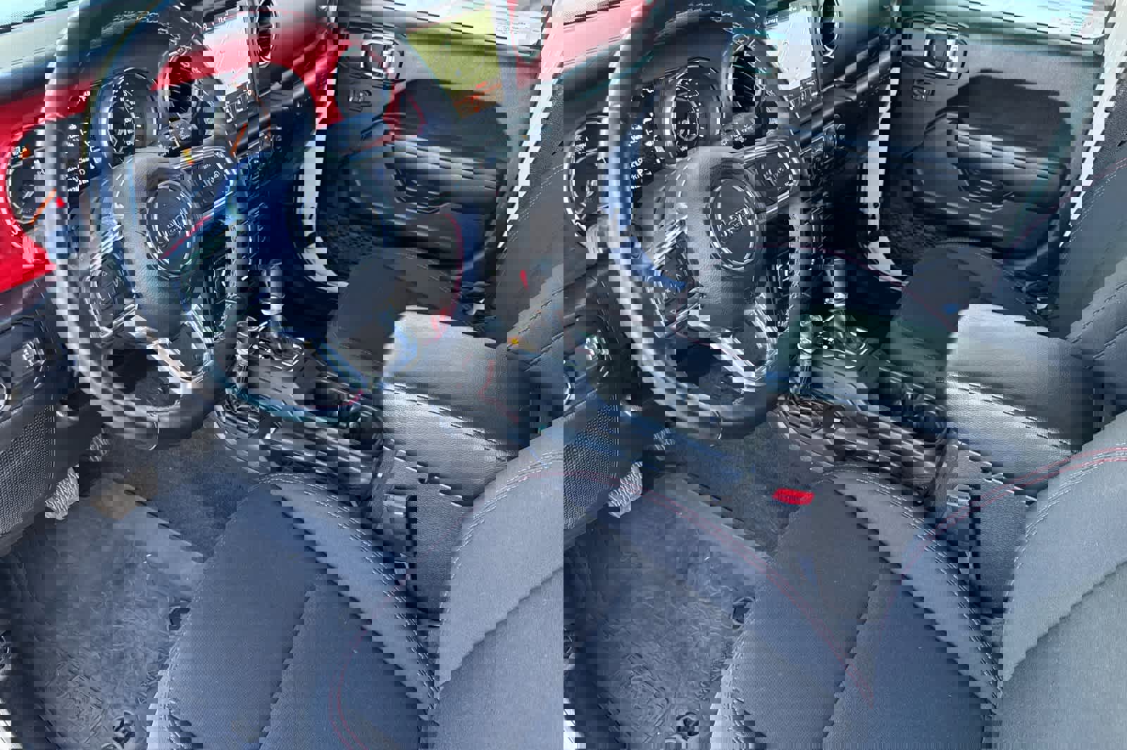 Used 2023 Jeep Wrangler Unlimited Rubicon w/ Cold Weather Group image 9