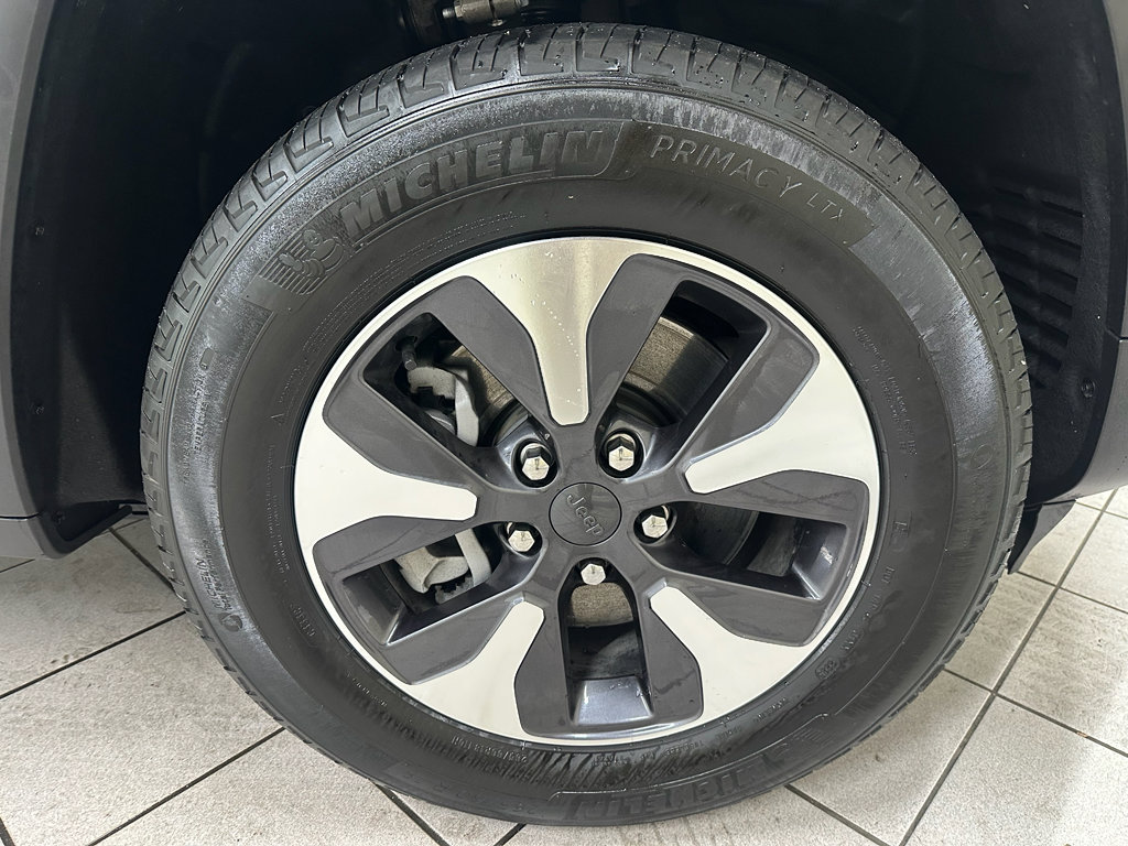 Used 2023 Jeep Grand Cherokee 4xe image 15