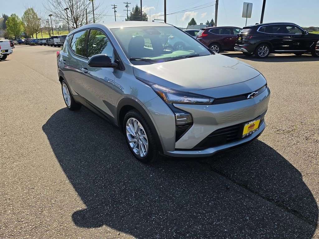New 2027 Chevrolet Bolt LT w/ Comfort Package FWD image 8