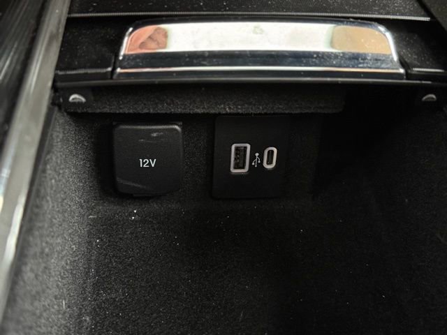 Certified 2022 Lincoln Corsair Reserve w/ Equipment Group 201A image 34