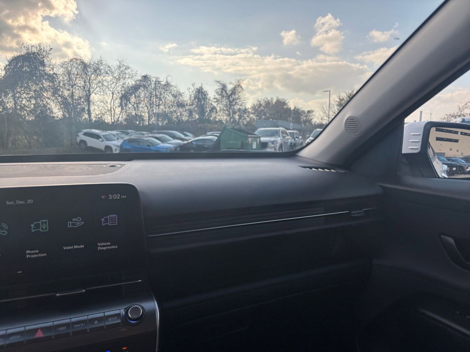 Used 2025 Hyundai Kona SEL image 33