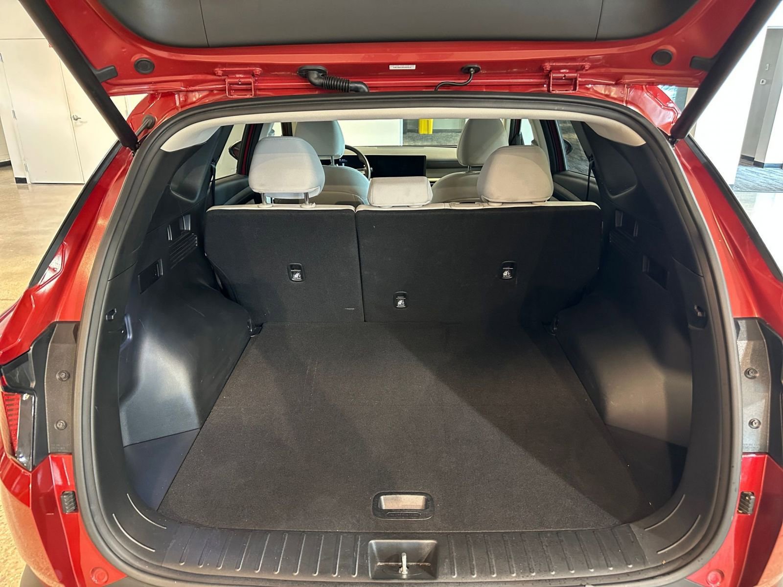 Used 2025 Hyundai Tucson Blue image 31