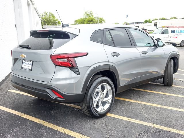 New 2026 Chevrolet Trax LS FWD image 6