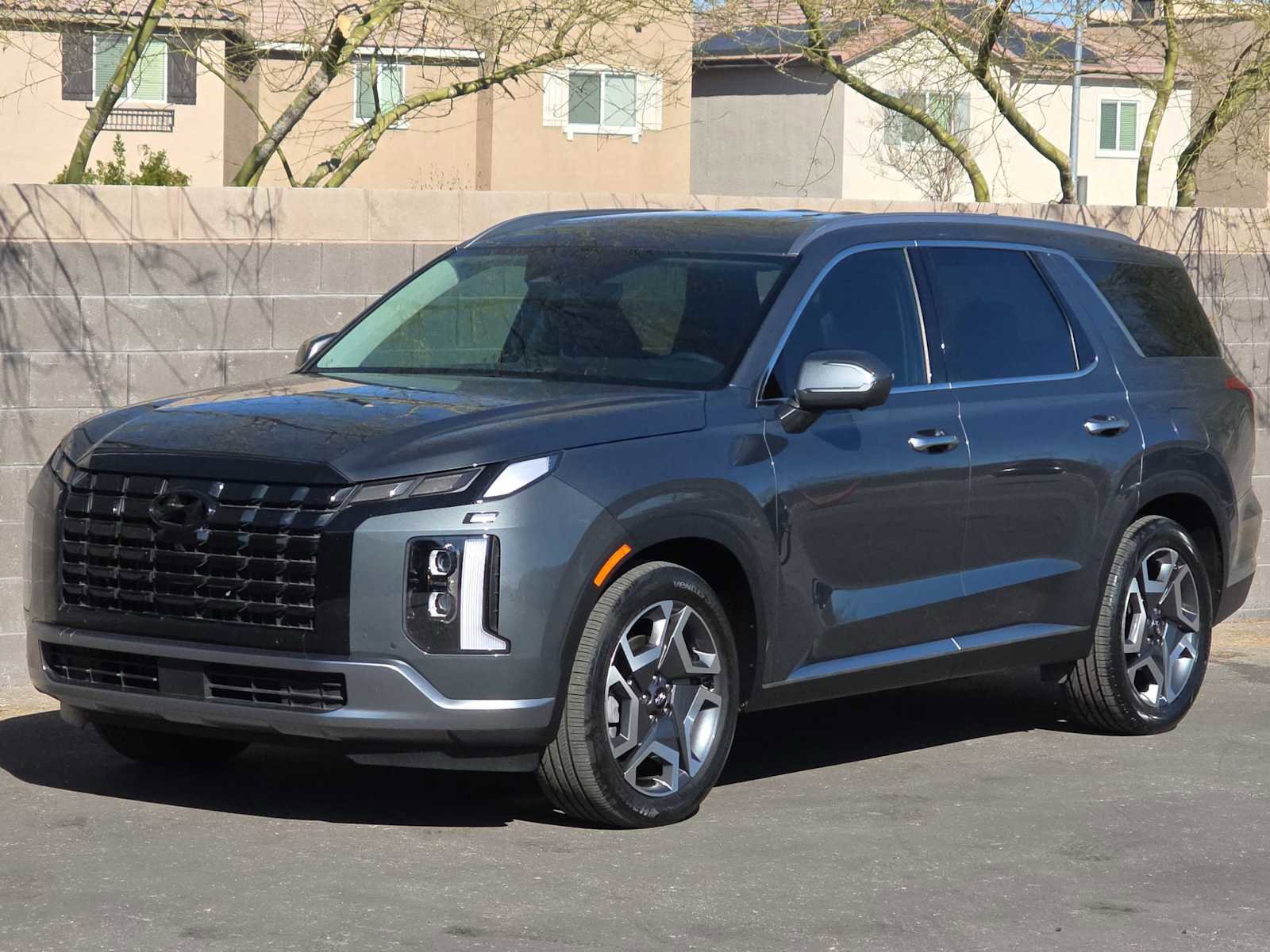 Used 2025 Hyundai Palisade Limited image 5