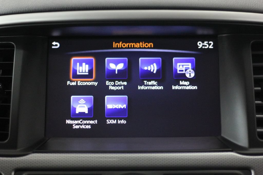 Used 2020 Nissan Pathfinder SL AWD/4WD image 22