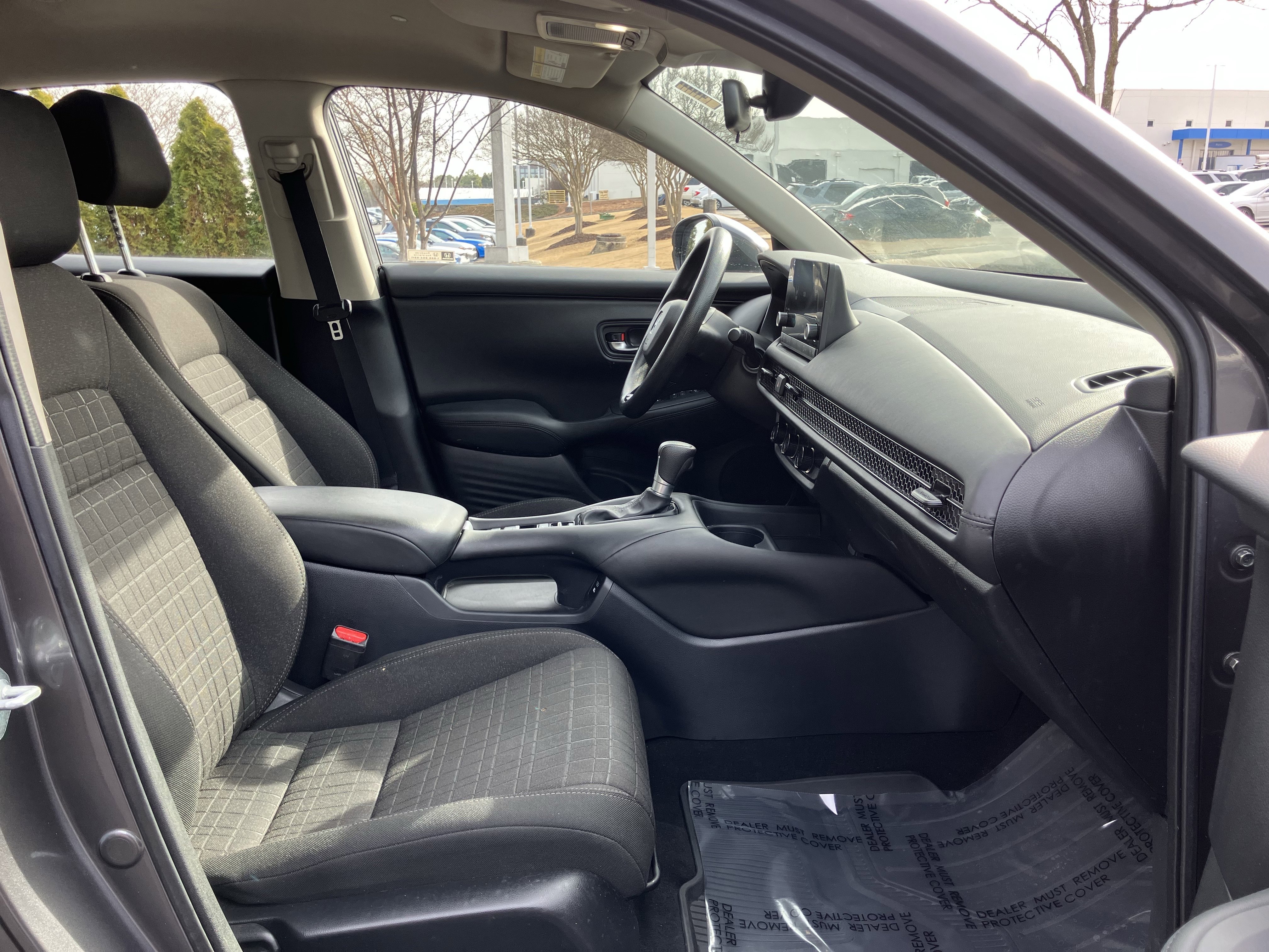 Certified 2024 Honda HR-V LX image 32