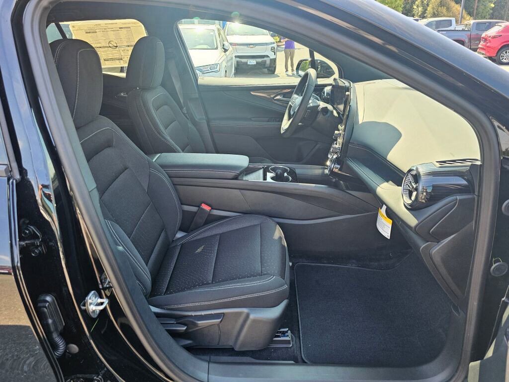 New 2025 Chevrolet Blazer EV LT w/ Midnight/Sport Edition image 26