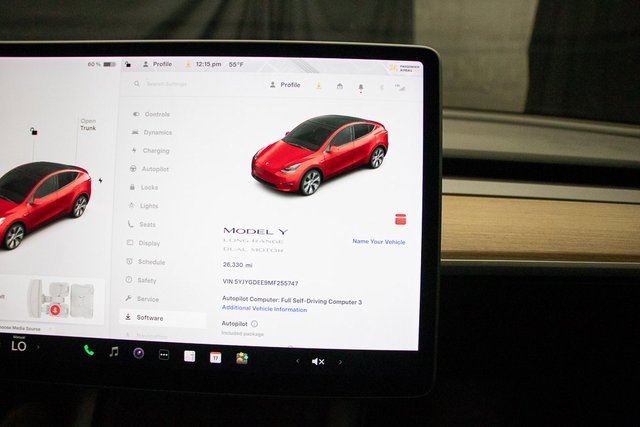 Used 2021 Tesla Model Y Long Range image 33