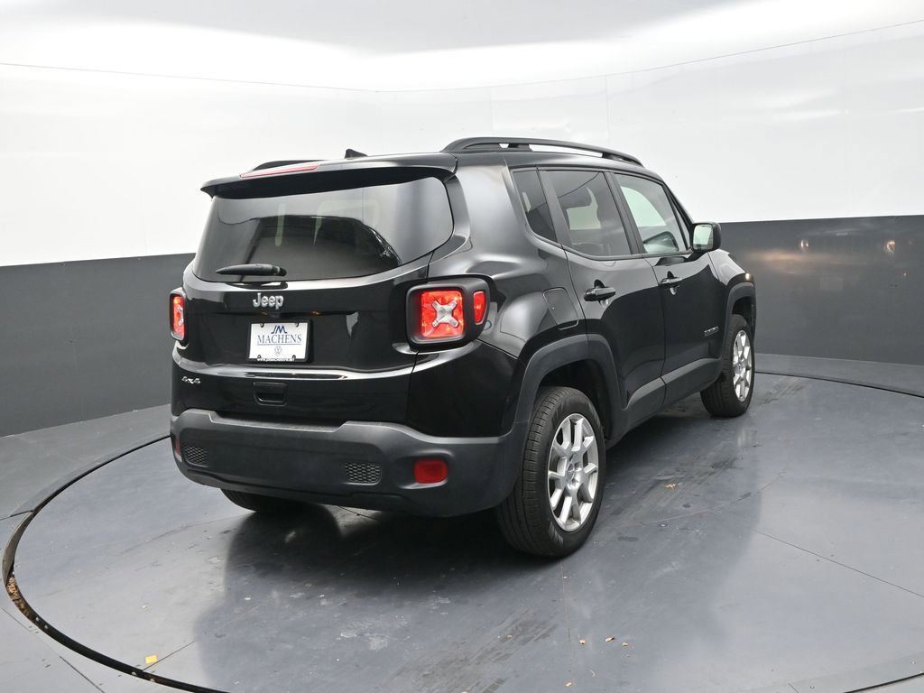 Used 2023 Jeep Renegade Latitude w/ Premium Group image 9