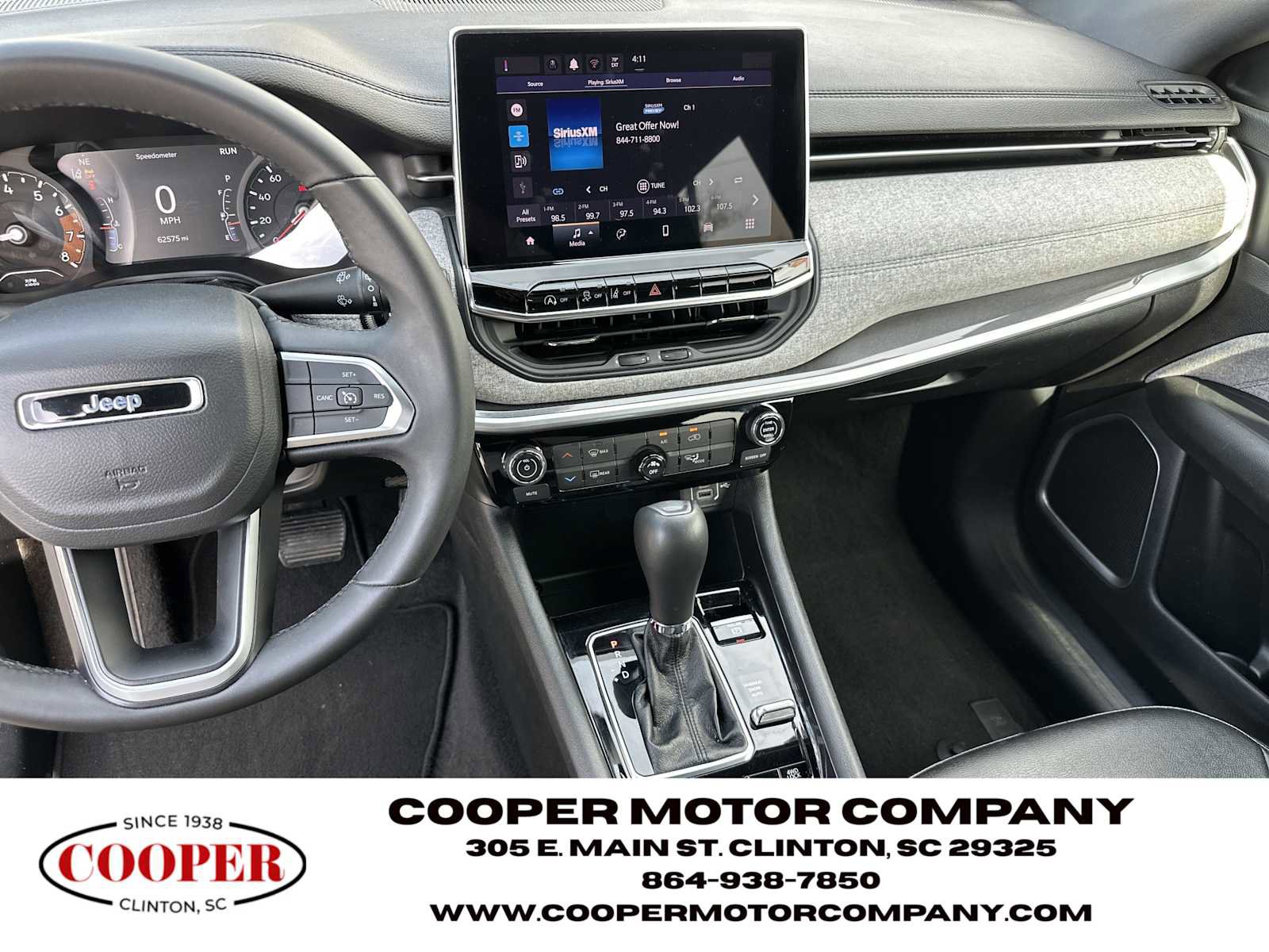 Used 2024 Jeep Compass Latitude image 25