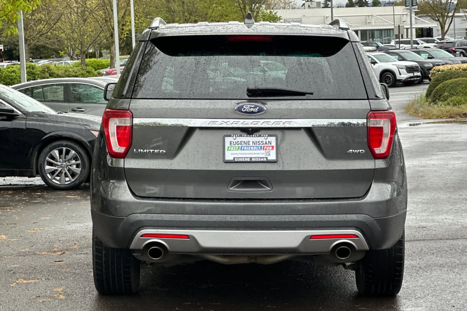 Used 2016 Ford Explorer Limited image 7