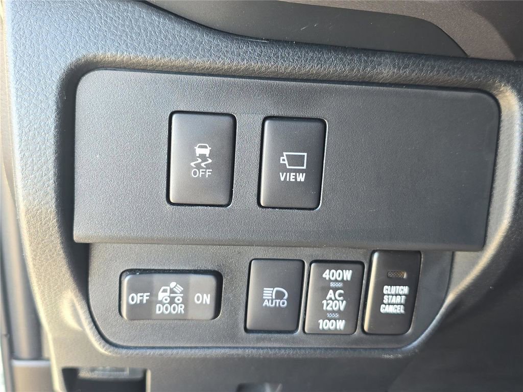 Used 2023 Toyota Tacoma TRD Off-Road w/ Advanced Technology Package image 27