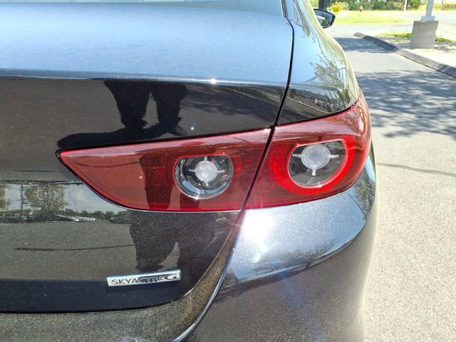 Certified 2023 MAZDA MAZDA3 s FWD image 16