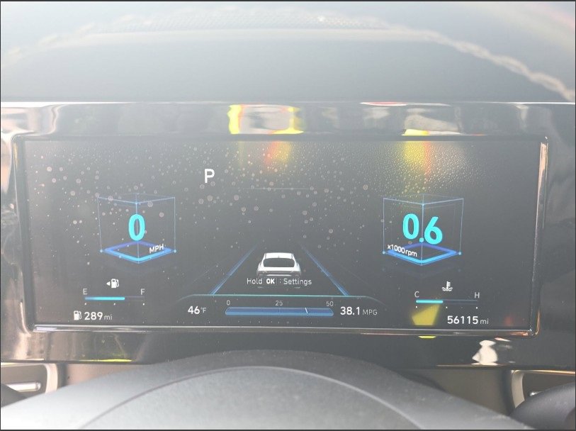 Used 2021 Hyundai Elantra SEL w/ Convenience Package image 2