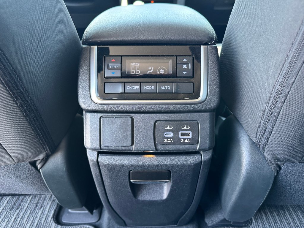 Used 2025 Subaru Ascent Premium AWD/4WD image 19