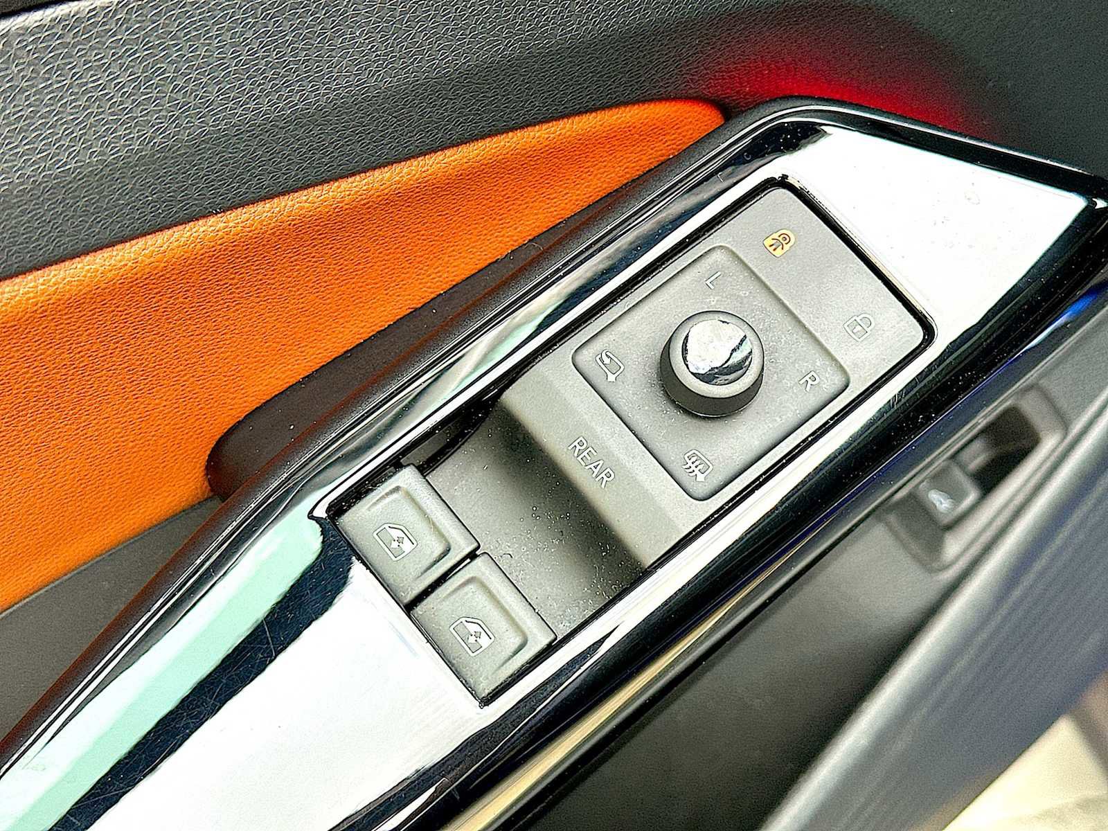 Used 2021 Volkswagen ID.4 Pro S image 15