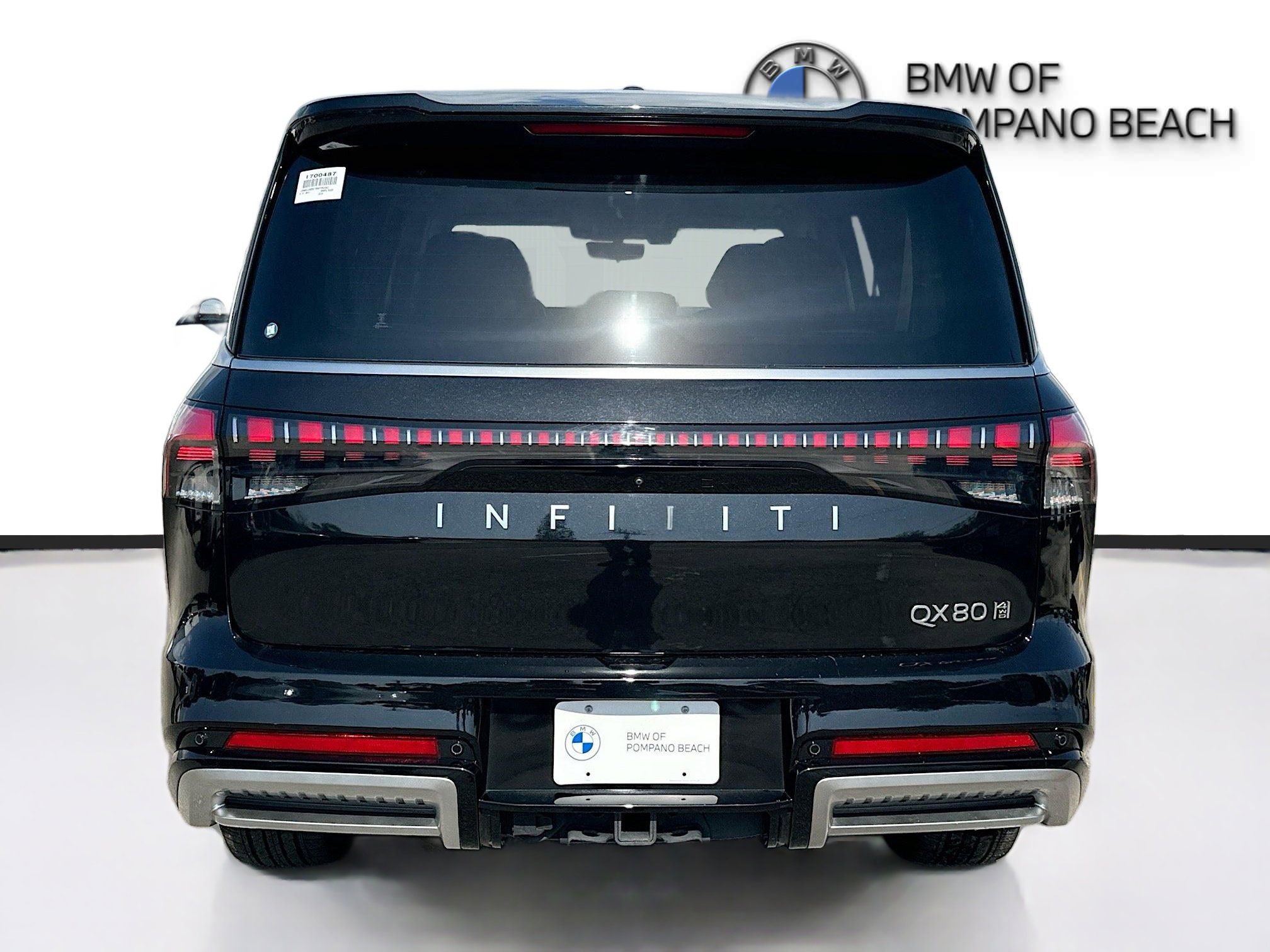 Used 2025 INFINITI QX80 Sensory image 6