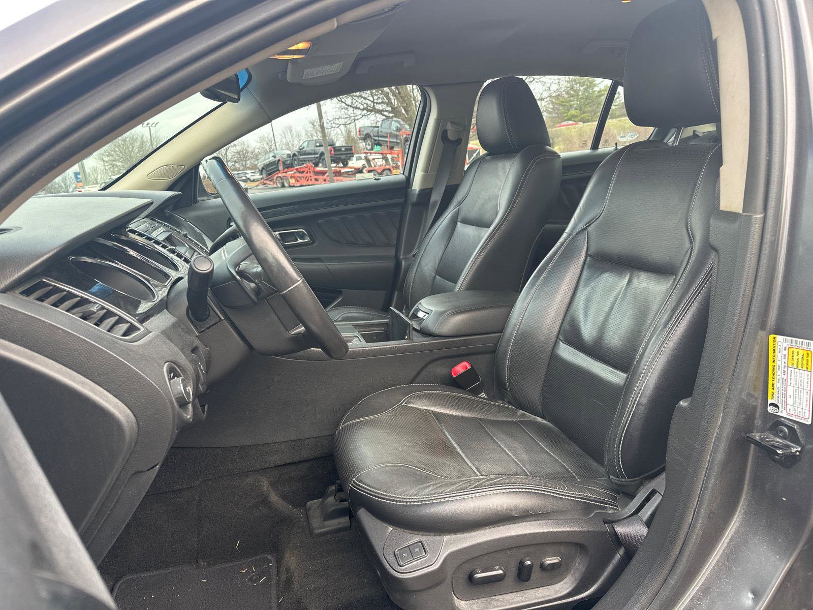 Used 2012 Ford Taurus Limited image 6