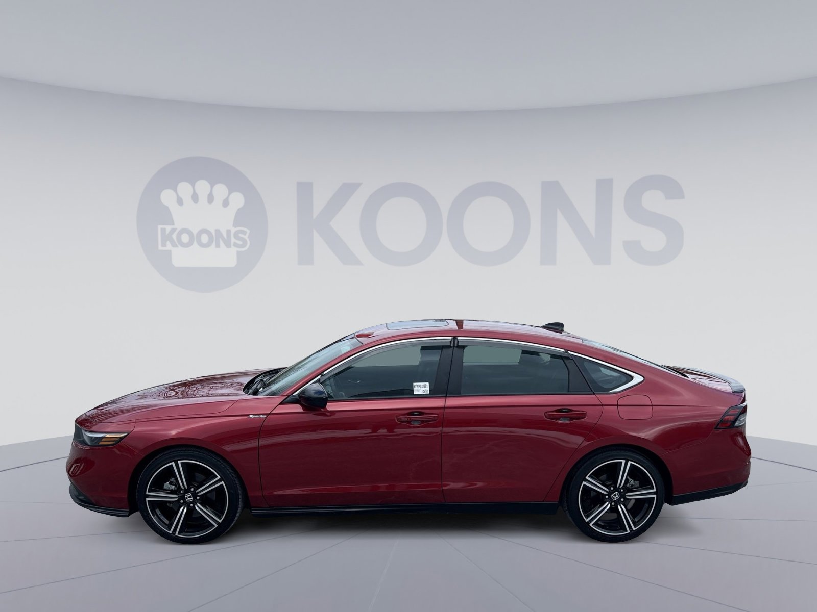 Used 2024 Honda Accord Sport image 2