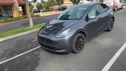 Used 2021 Tesla Model Y Long Range image 2