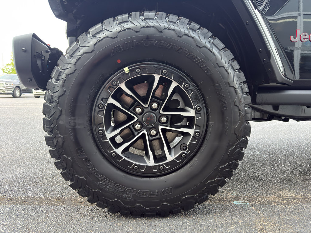New 2025 Jeep Wrangler Unlimited Rubicon w/ XTREMEE 35" Tire Package AWD/4WD image 8