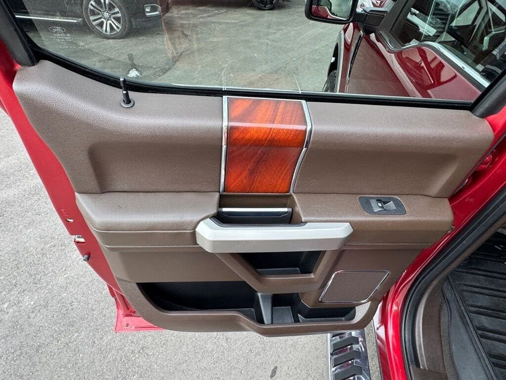 Used 2019 Ford F250 King Ranch w/ Chrome Package image 43