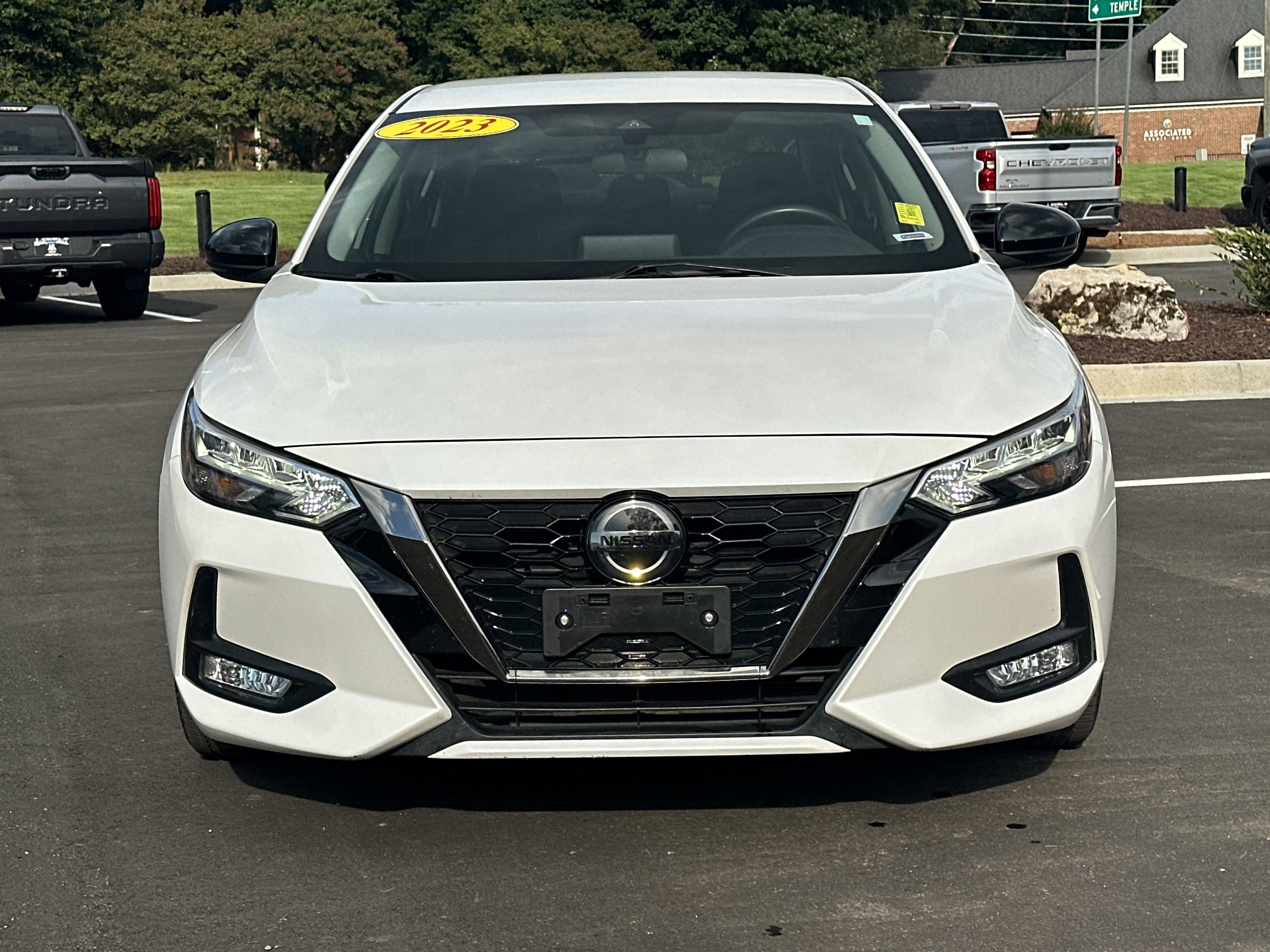 Used 2023 Nissan Sentra SR FWD image 3