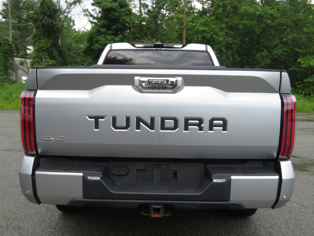 Used 2023 Toyota Tundra Limited AWD/4WD image 5