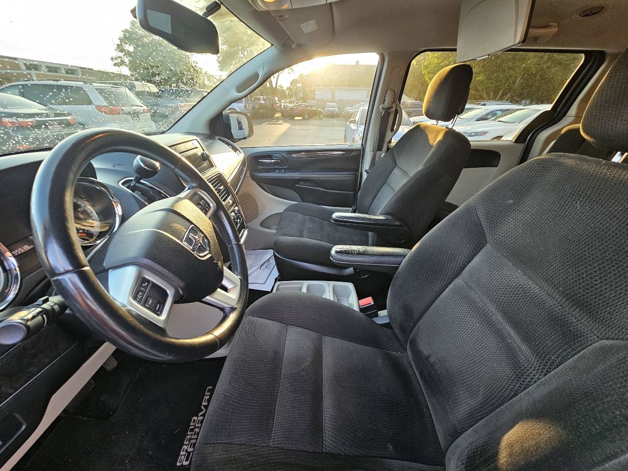 Used 2015 Dodge Grand Caravan SE w/ Quick Order Package 29E SE FWD image 19