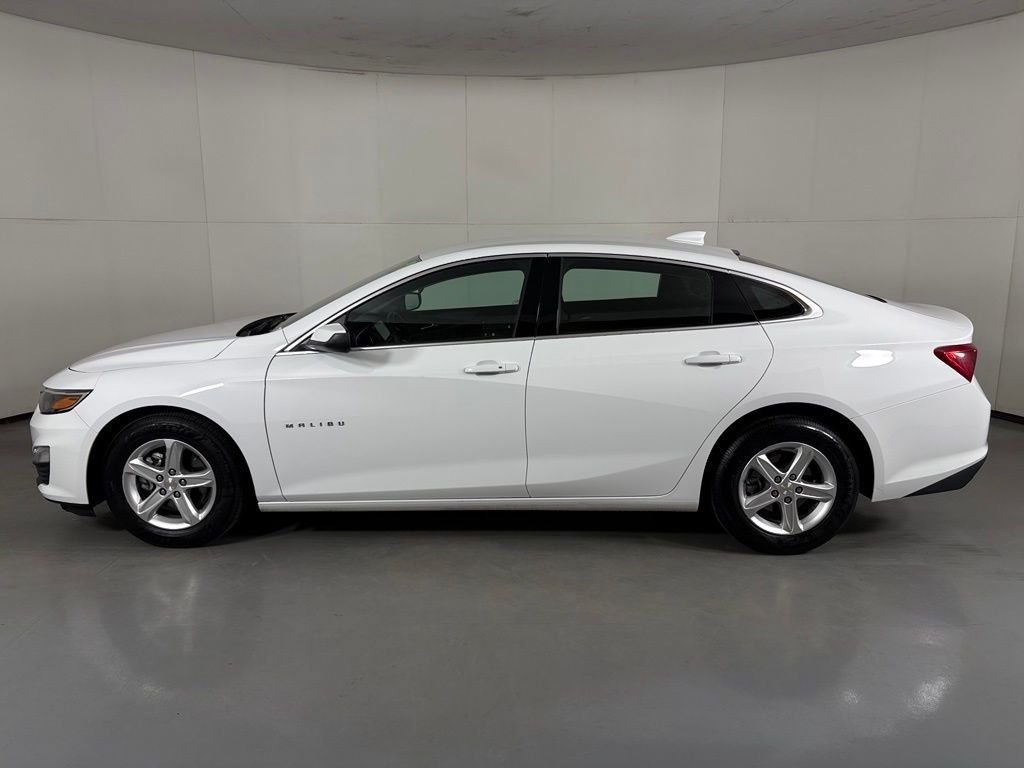 Used 2024 Chevrolet Malibu LT FWD image 5