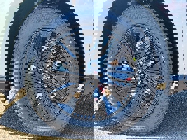 New 2025 Nissan Murano SV image 11