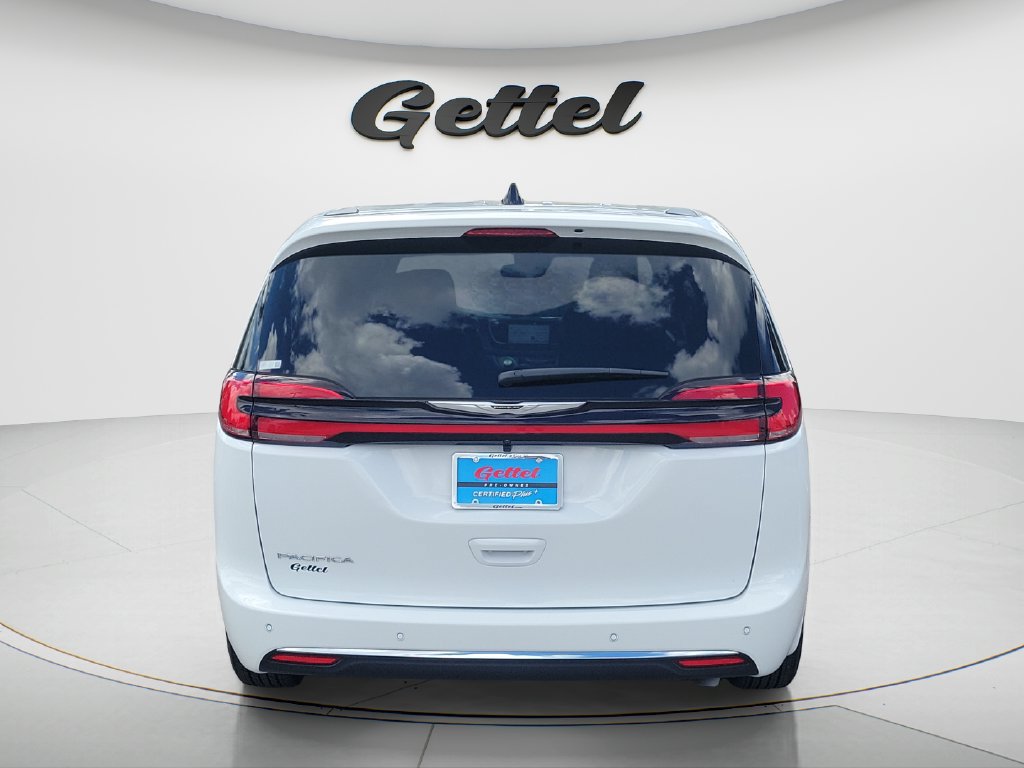 Used 2026 Chrysler Pacifica Select FWD image 6