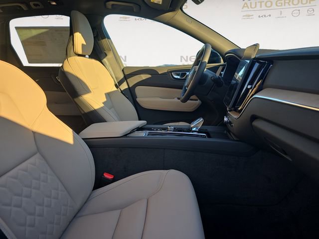 New 2026 Volvo XC60 B5 Plus w/ Protection Package Premier AWD/4WD image 15