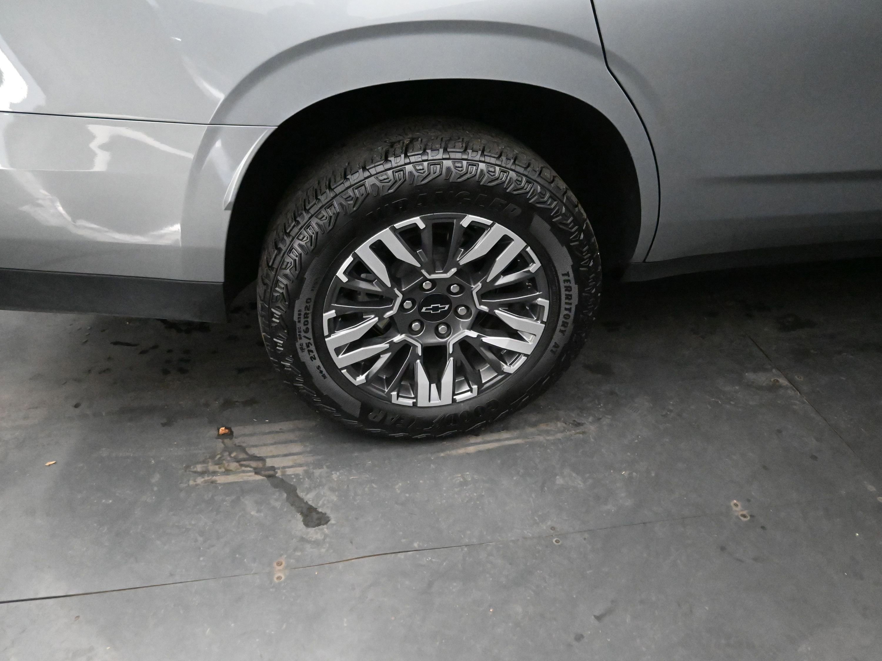 Certified 2025 Chevrolet Tahoe Z71 image 11