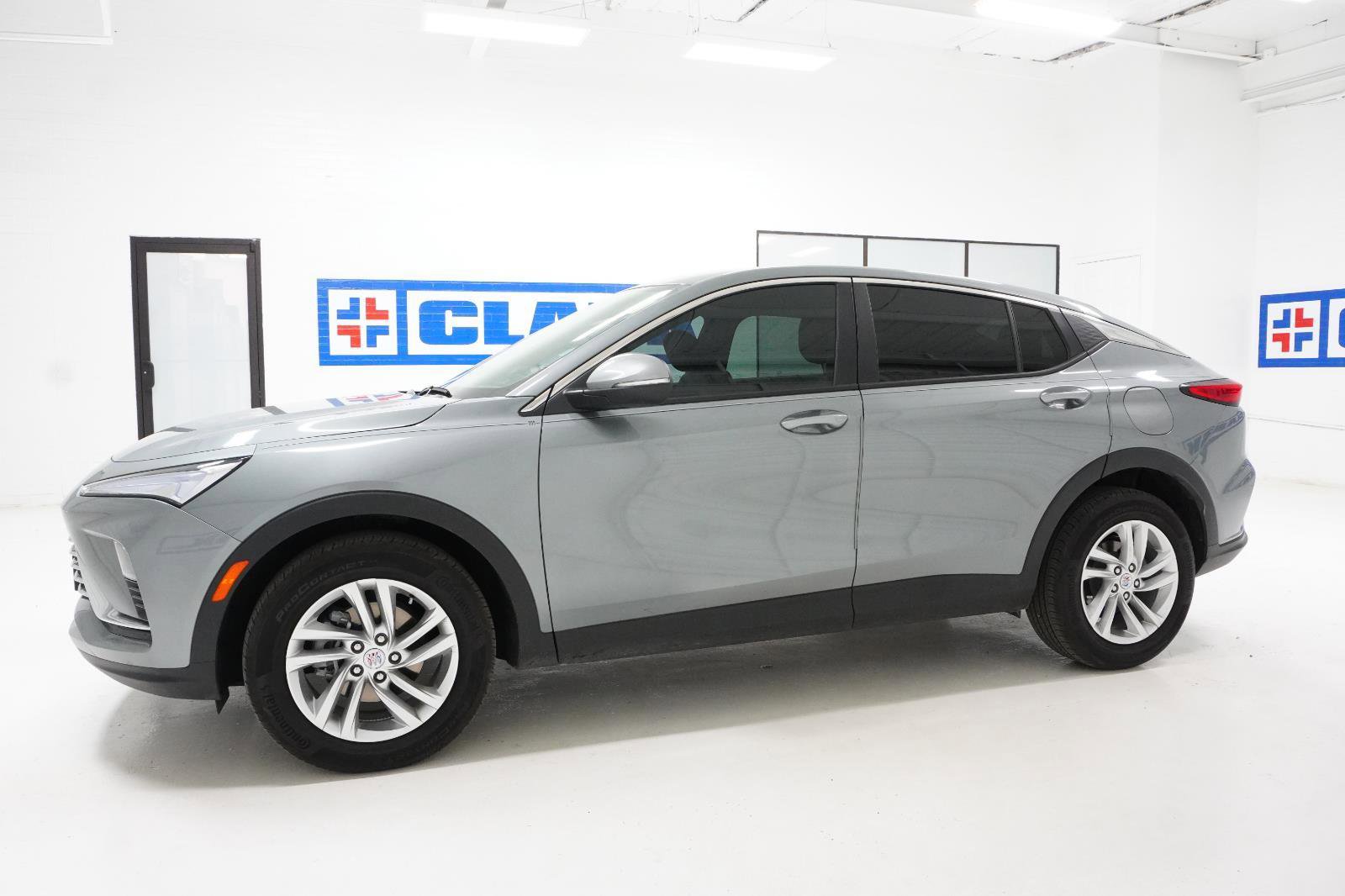 Used 2025 Buick Envista Preferred w/ Convenience II Package image 10