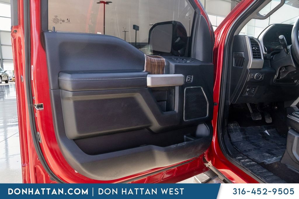 Used 2020 Ford F150 Lariat image 14