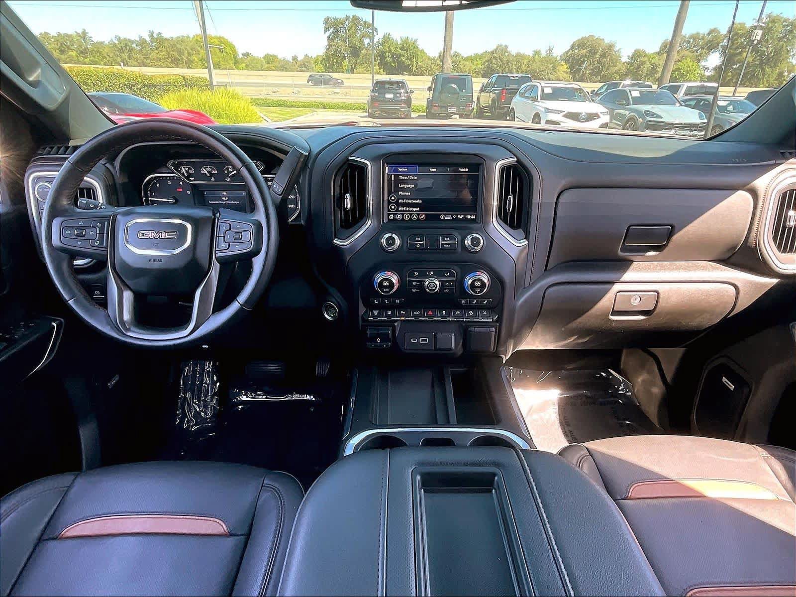 Used 2022 GMC Sierra 2500 AT4 w/ AT4 Preferred Package AWD/4WD image 15