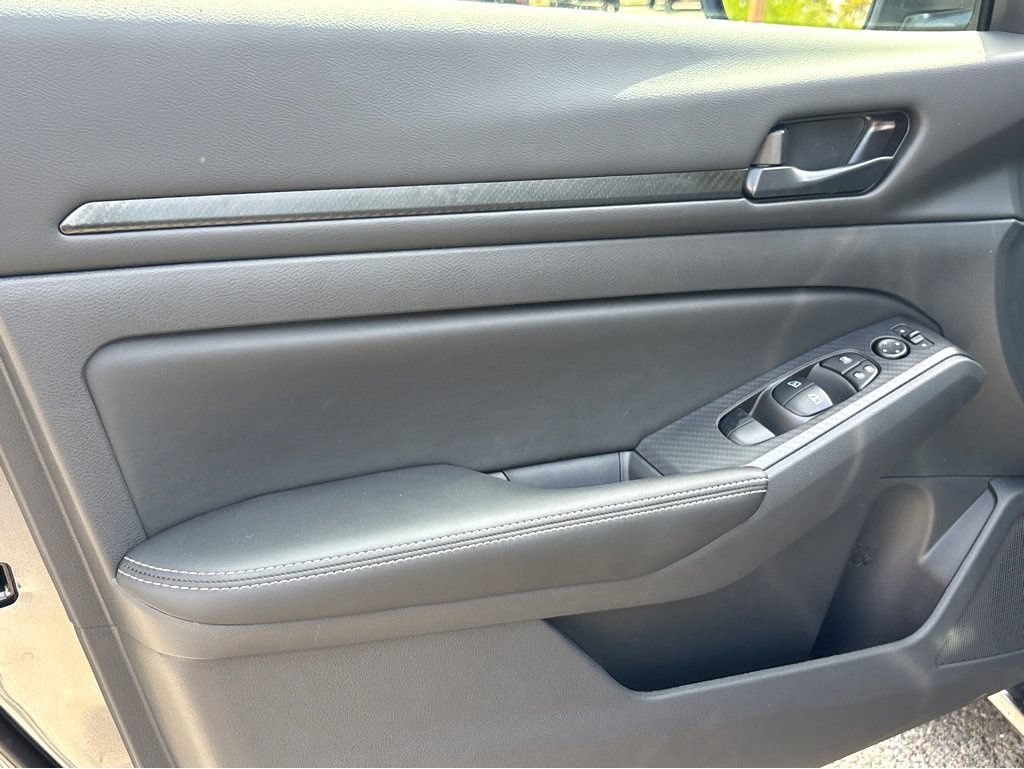New 2026 Nissan Altima 2.5 SV w/ SV Special Edition Package FWD image 19