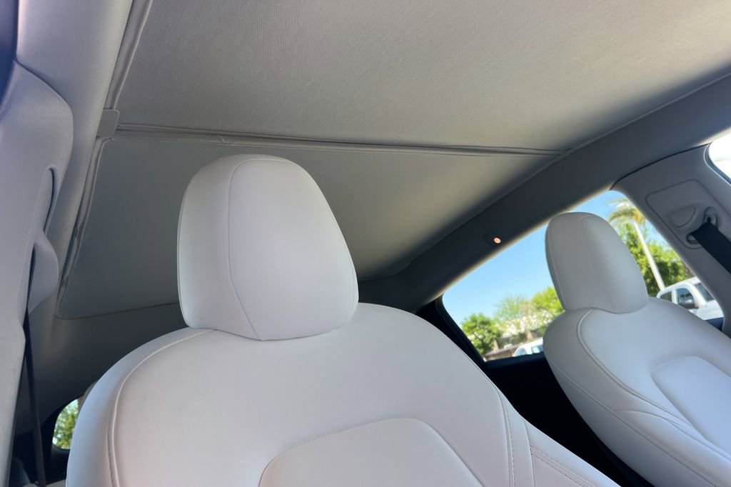 Used 2022 Tesla Model Y Performance AWD/4WD image 19