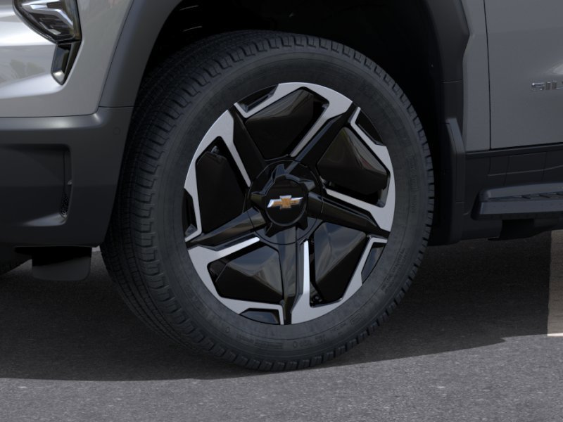 New 2026 Chevrolet Silverado EV LT w/ Premium Package AWD/4WD image 9