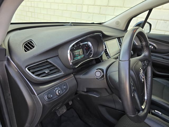 Used 2017 Buick Encore Preferred image 29