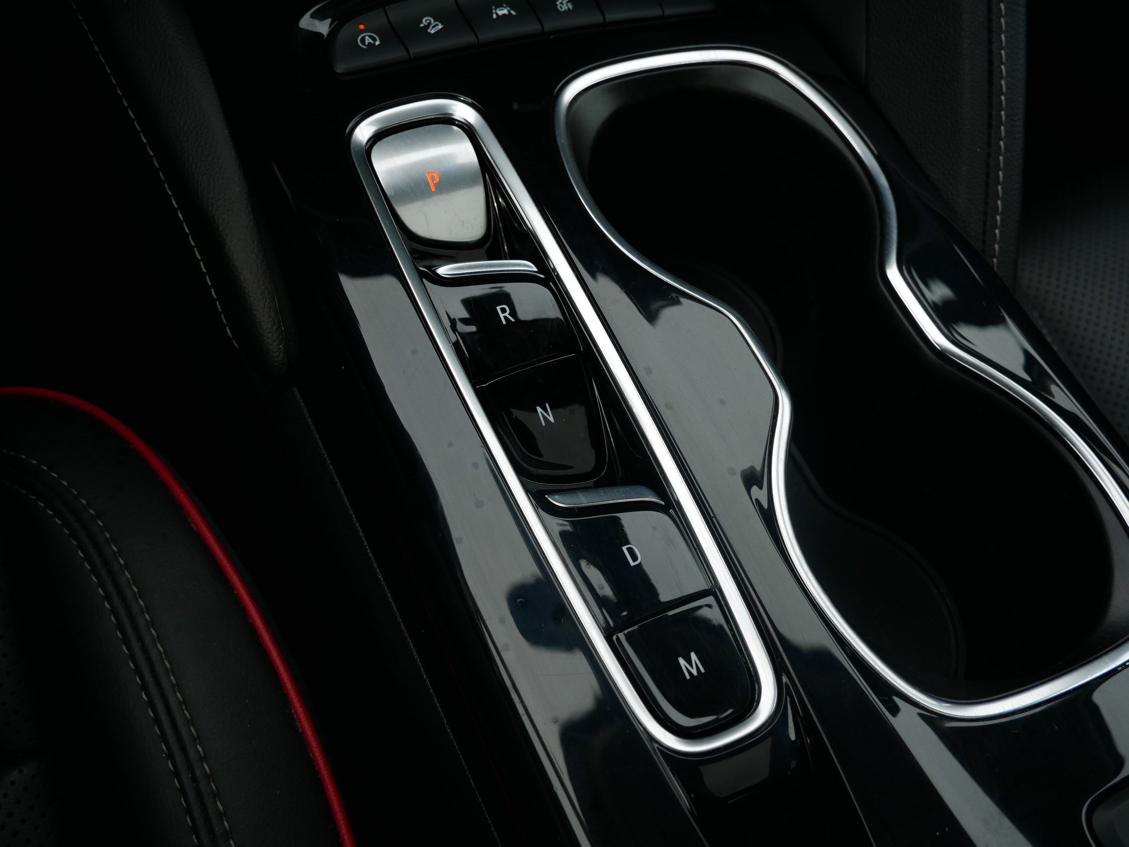 Used 2023 Buick Envision Essence w/ Technology Package I image 23