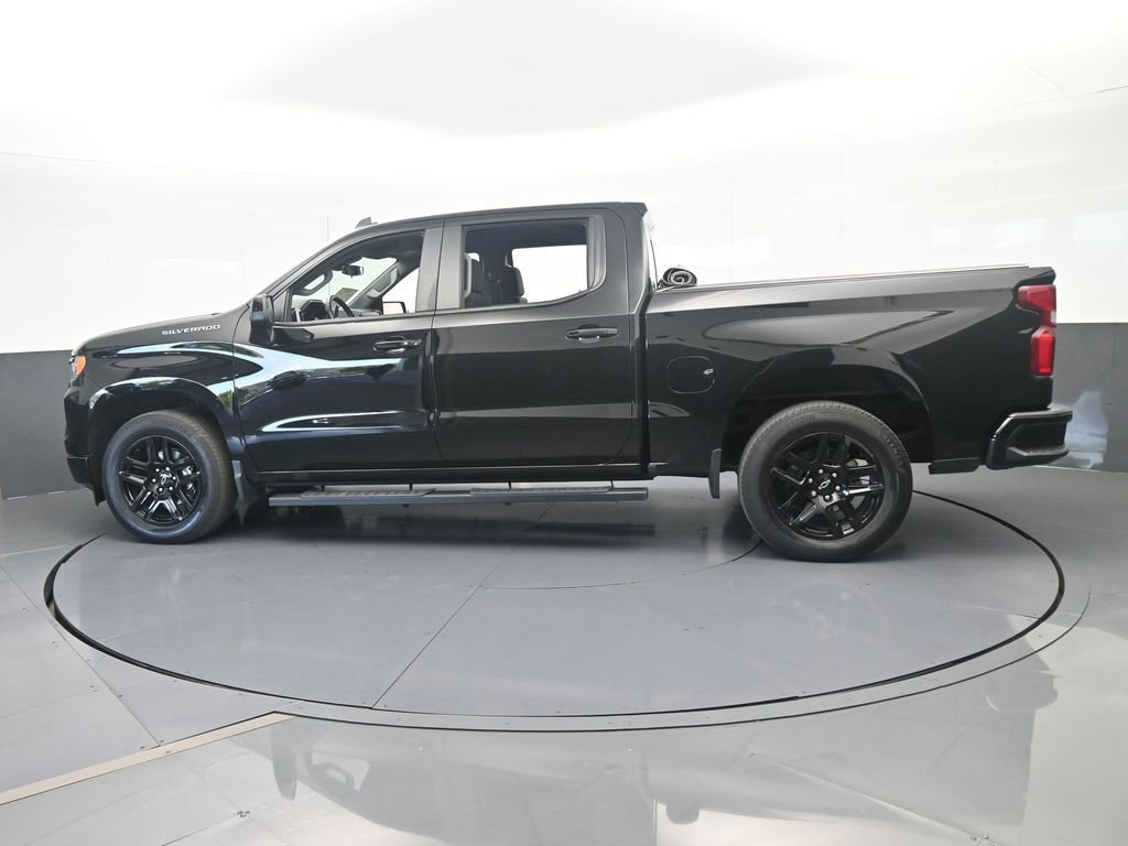 Used 2023 Chevrolet Silverado 1500 RST RWD image 3