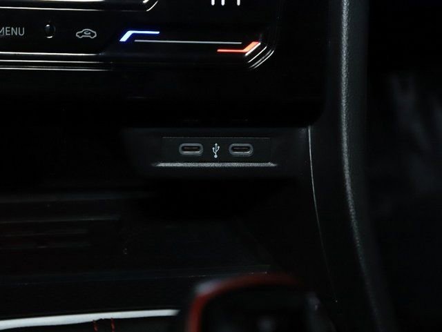 Certified 2025 Volkswagen Jetta GLI Autobahn image 26