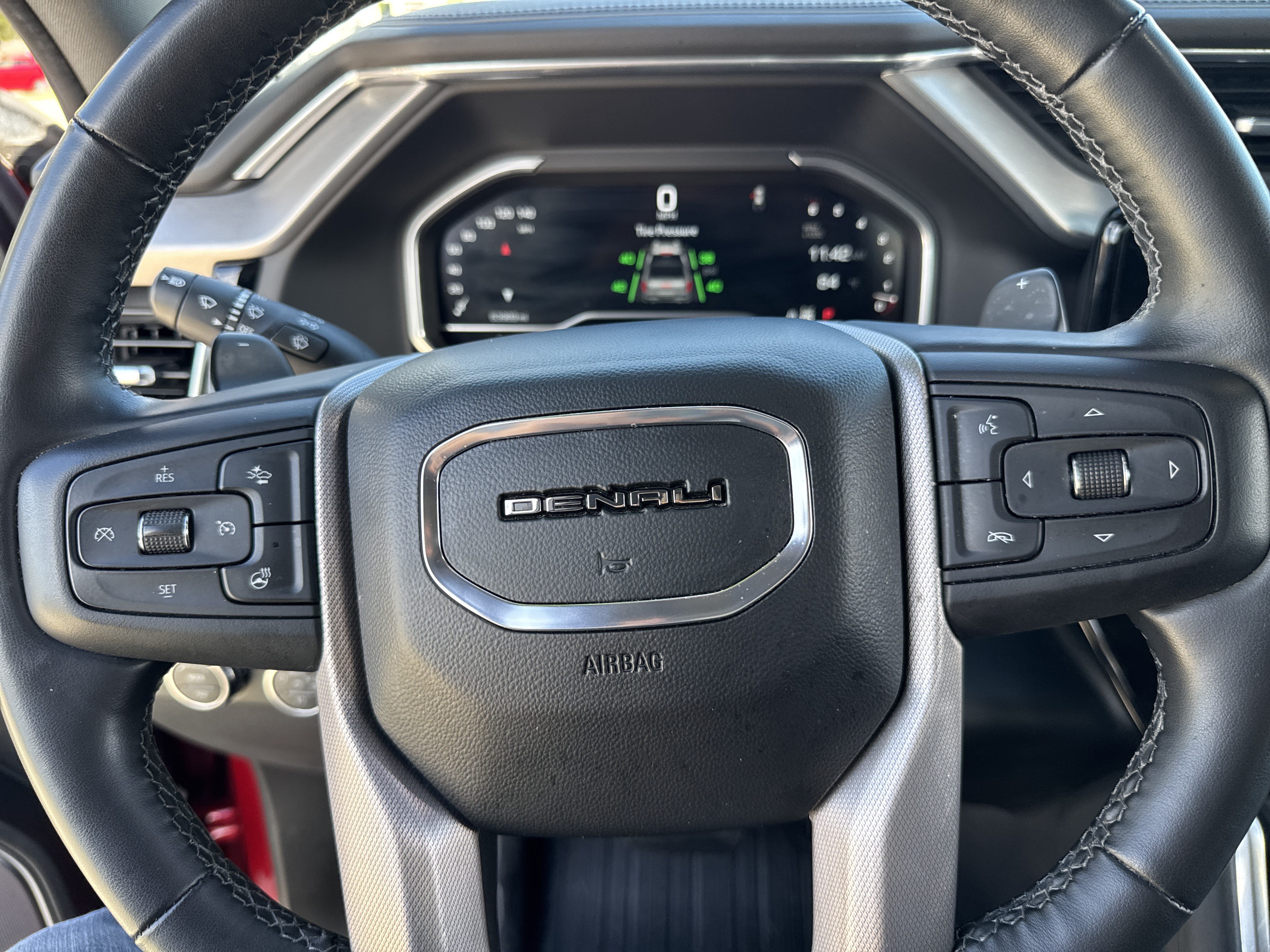 Used 2023 GMC Sierra 1500 Denali w/ Technology Package AWD/4WD image 15
