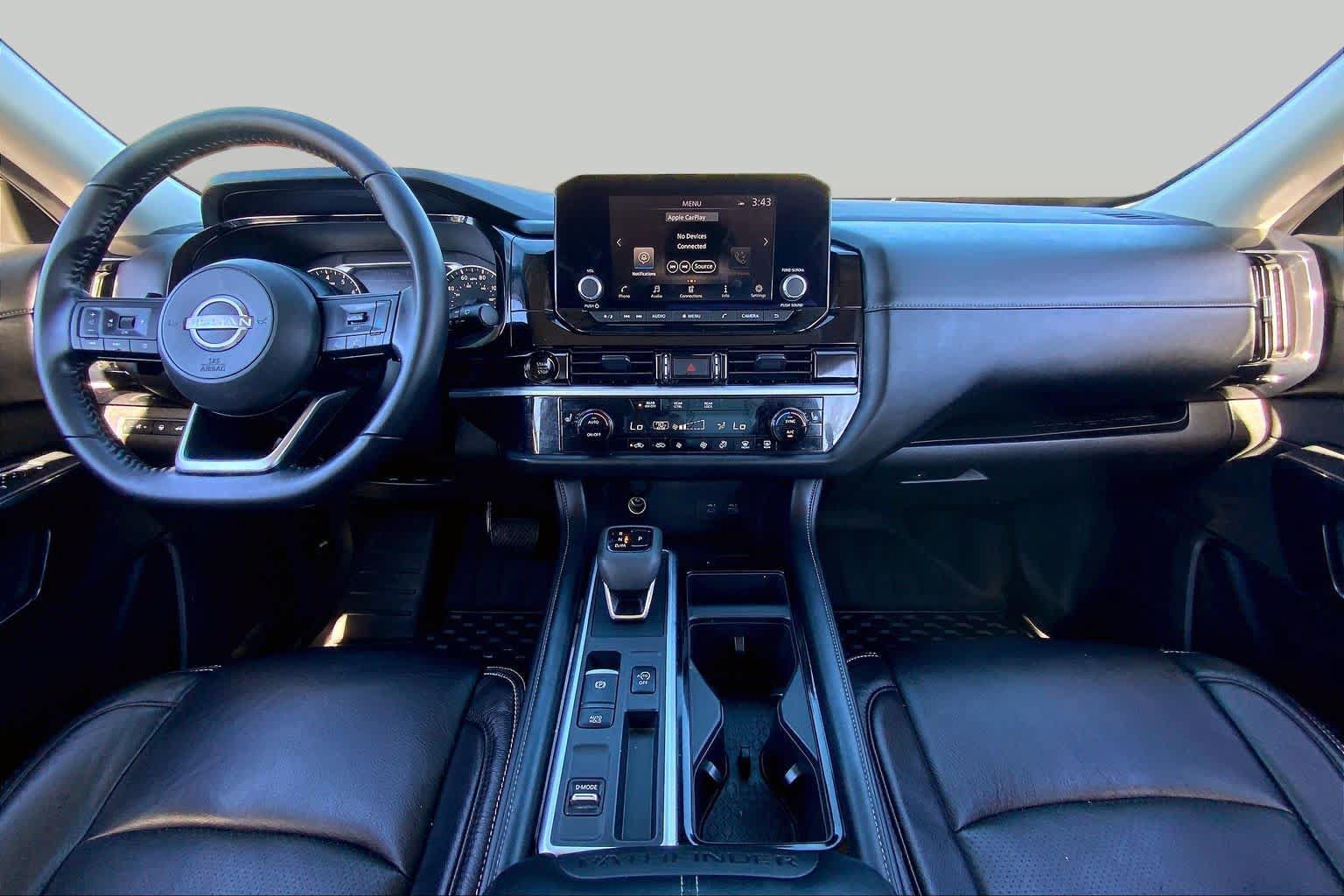 Used 2025 Nissan Pathfinder SV w/ Cargo Package FWD image 15