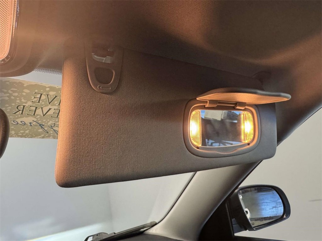 Used 2022 Jeep Cherokee Trailhawk image 29