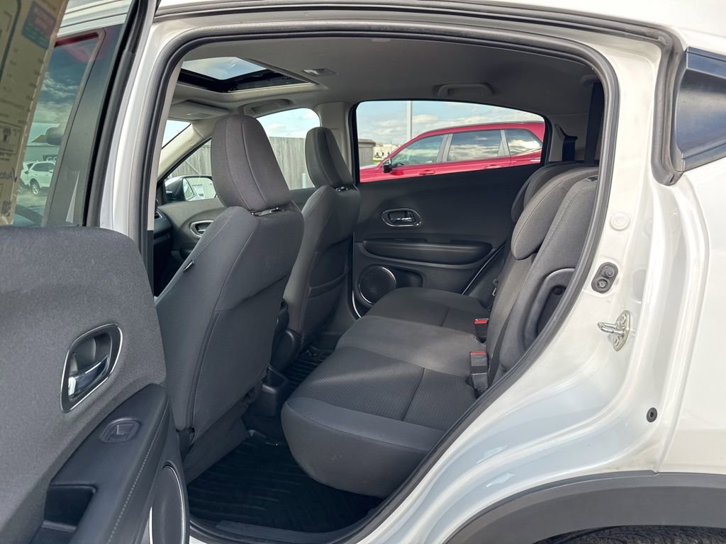 Used 2021 Honda HR-V EX image 34
