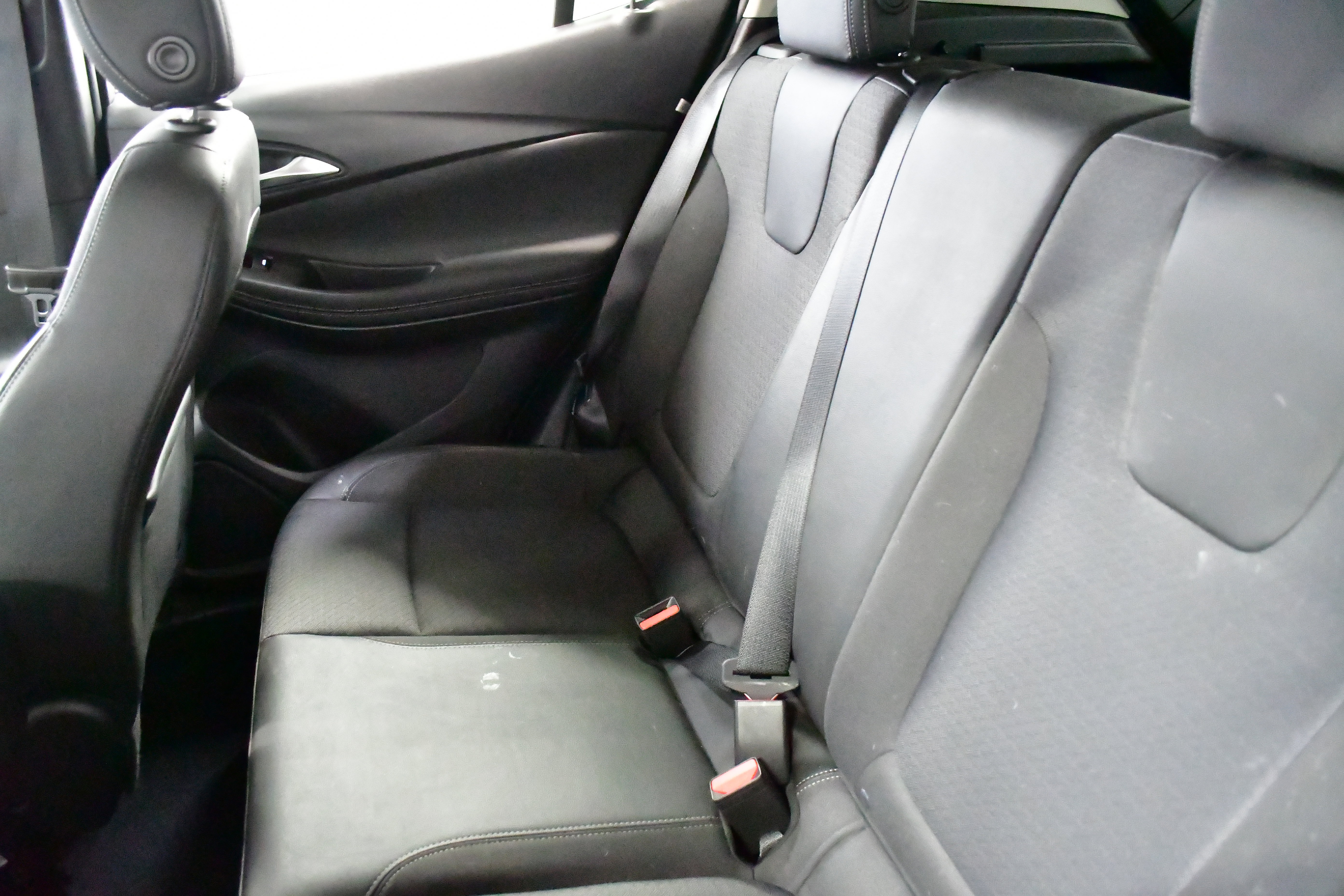 Used 2025 Buick Encore GX Preferred image 10