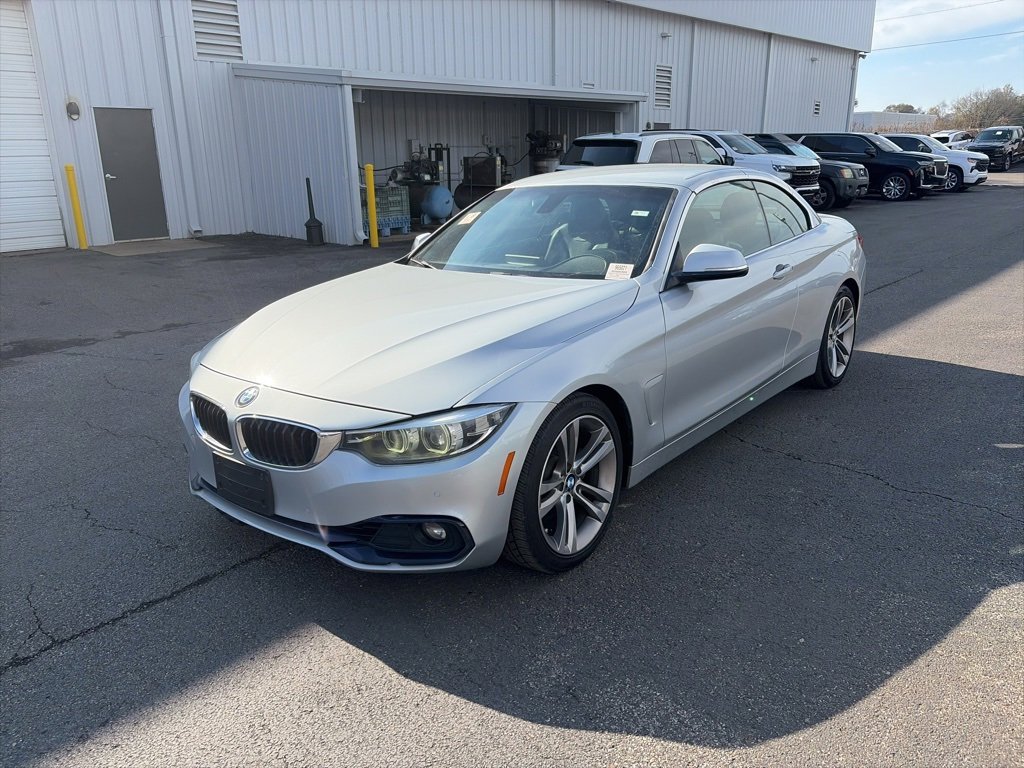 Used 2018 BMW 430i Convertible image 3